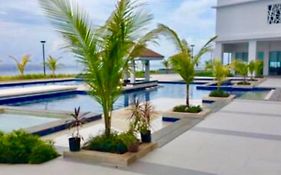 Grand Condo-Hotel With Breathtaking Seaside Views In Lapu-Lapu, Cebu